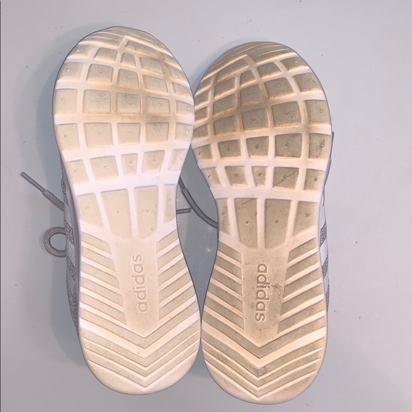 Adidas Cloudfoam Comfort Light Gray White Running Shoes Athletic Sneakers 6.5 - Picture 7 of 16